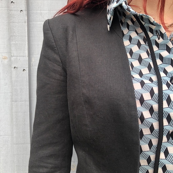 Black Linen Blazer - Picture 8 of 10